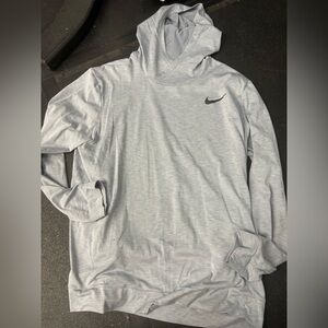 Men’s XL Nike DriFit pullover